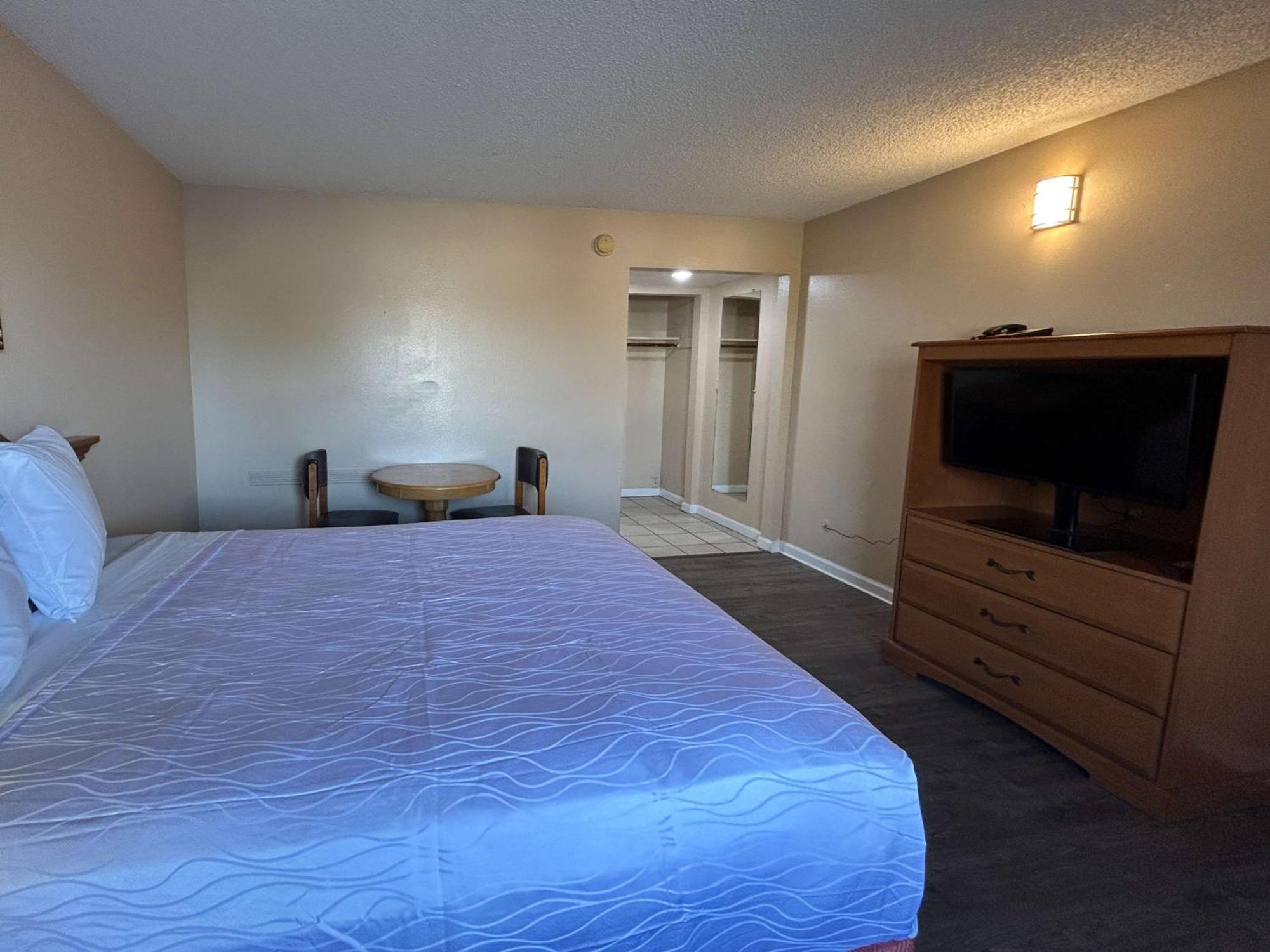 Motel 6 Selma, Ca Экстерьер фото