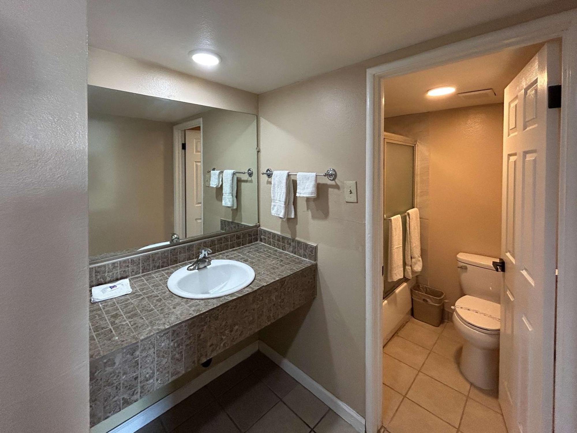 Motel 6 Selma, Ca Экстерьер фото